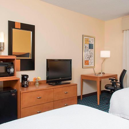 Fairfield Inn & Suites By Marriott Блумингтън Екстериор снимка