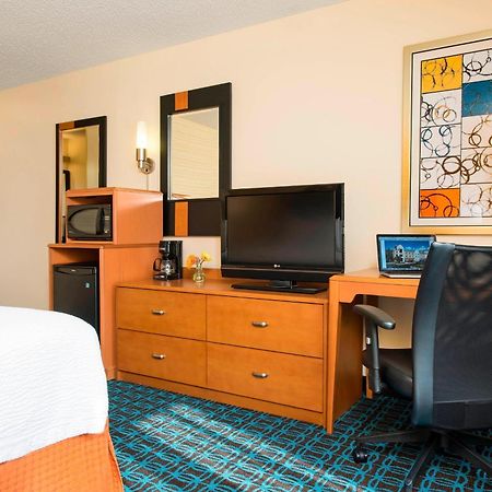 Fairfield Inn & Suites By Marriott Блумингтън Екстериор снимка