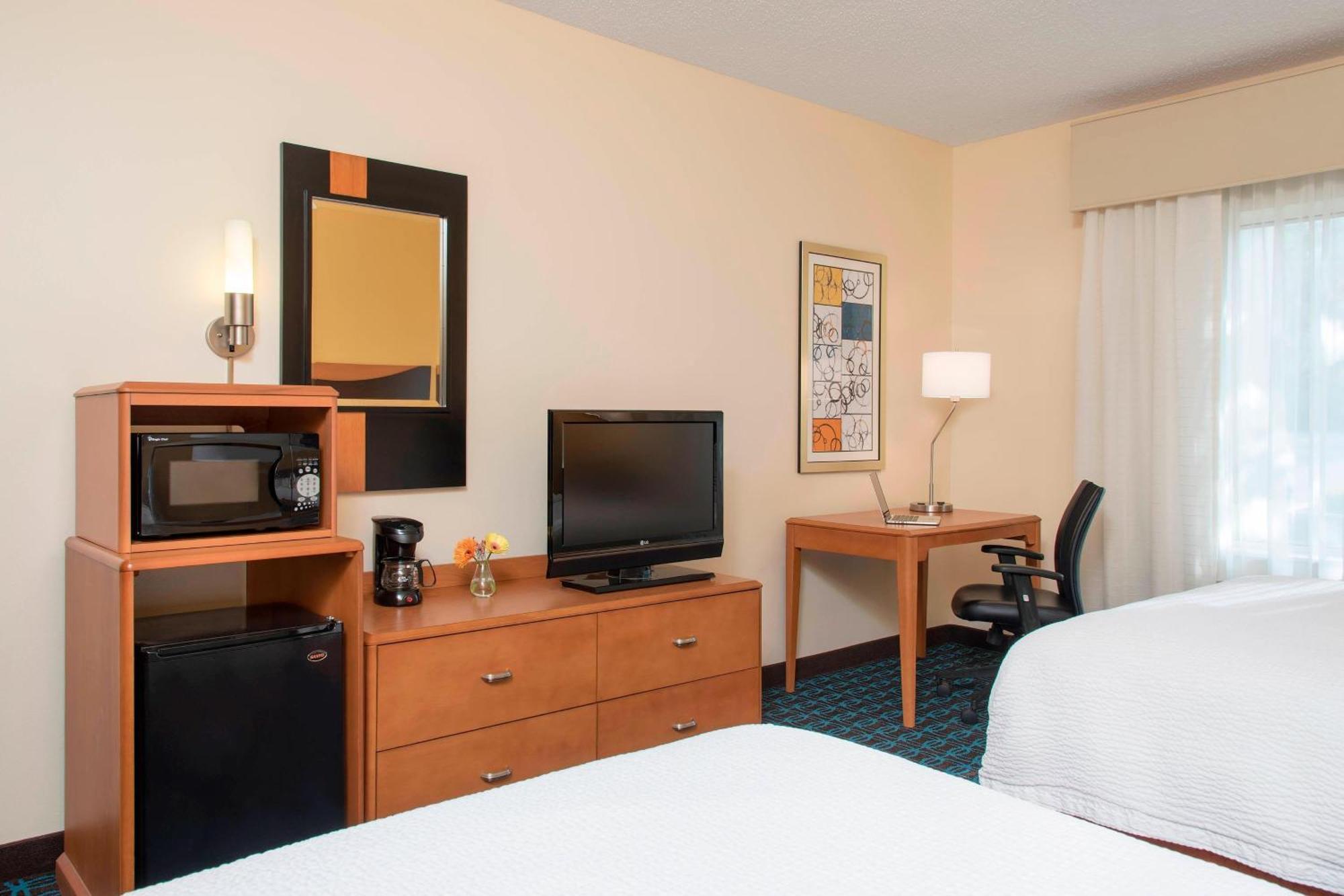 Fairfield Inn & Suites By Marriott Блумингтън Екстериор снимка